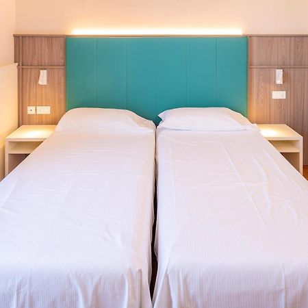 Hotel Internazionale Torri Del Benaco Extérieur photo