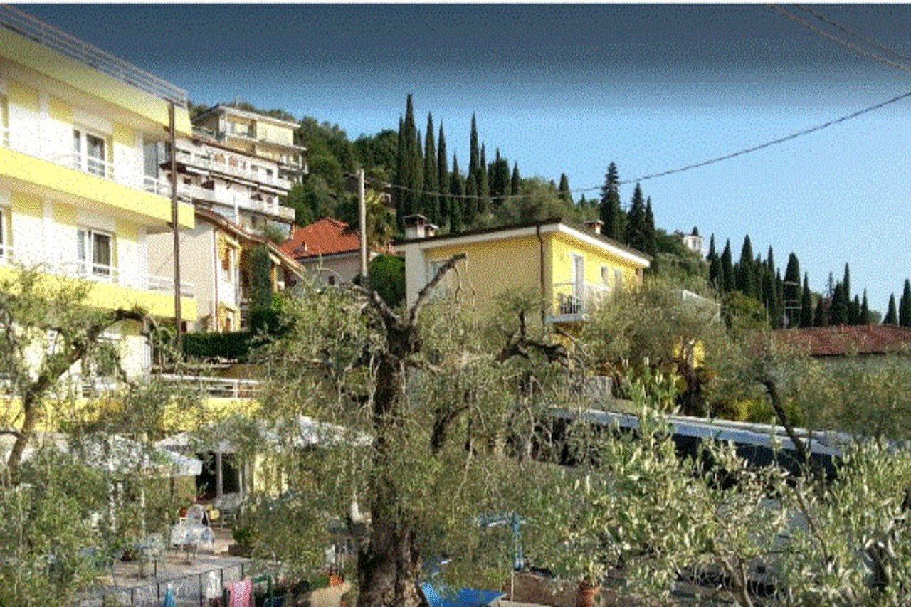 Hotel Internazionale Torri Del Benaco Extérieur photo