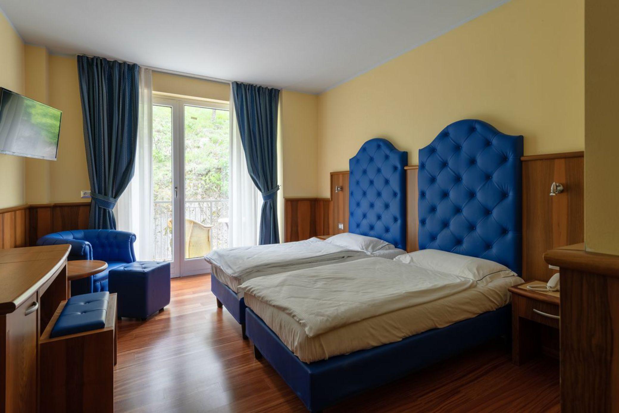 Hotel Internazionale Torri Del Benaco Extérieur photo