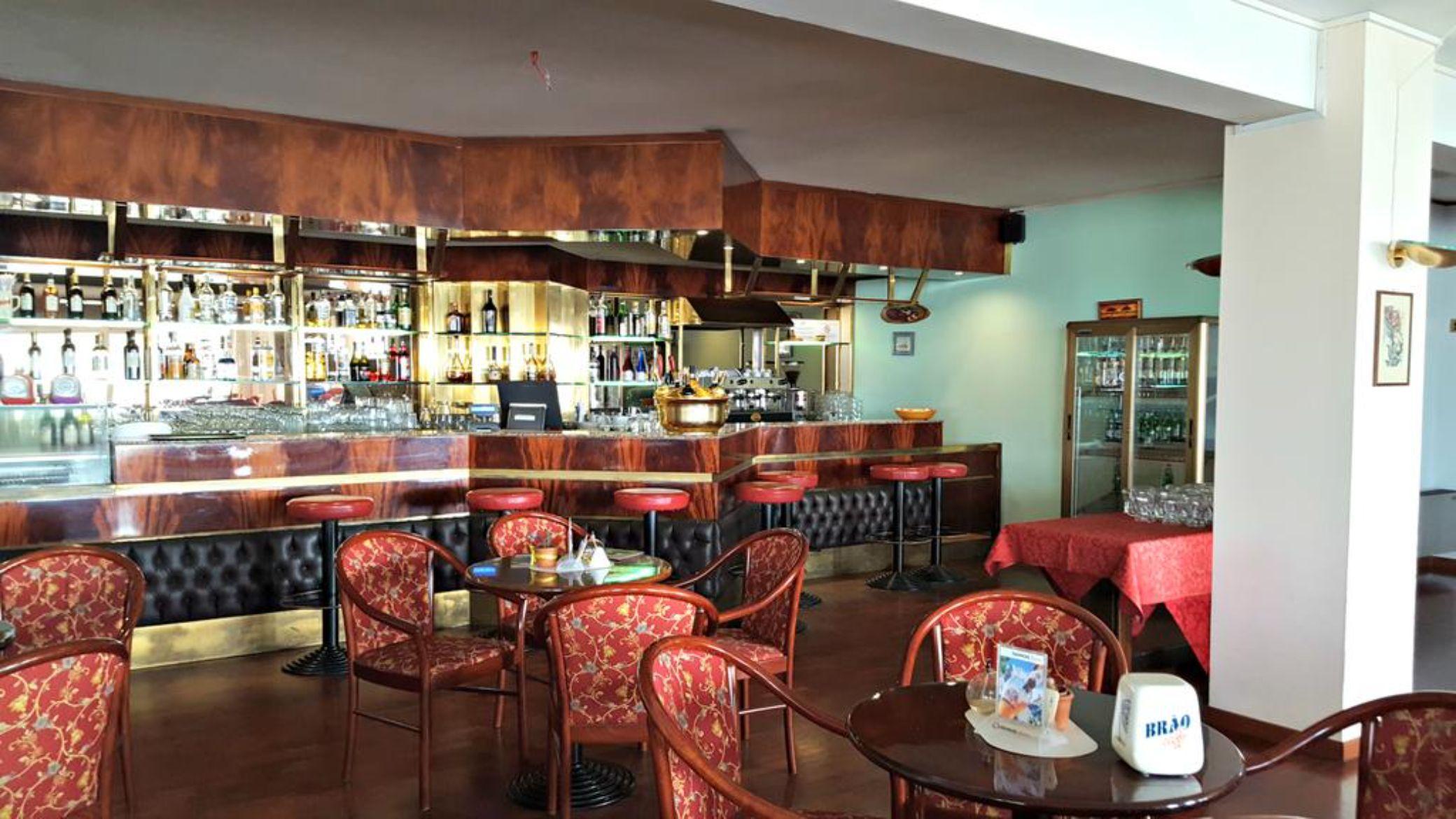Hotel Internazionale Torri Del Benaco Extérieur photo