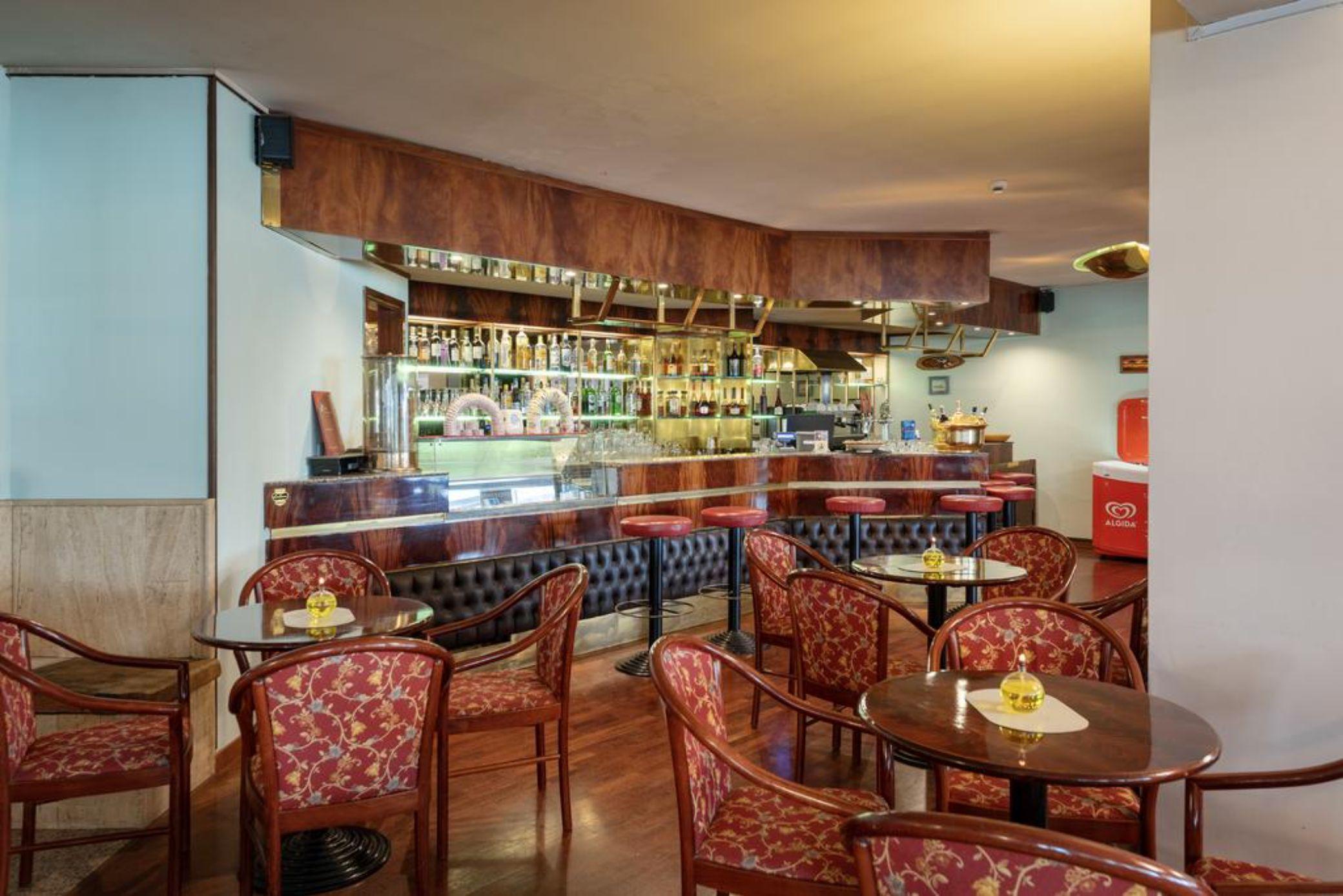 Hotel Internazionale Torri Del Benaco Extérieur photo