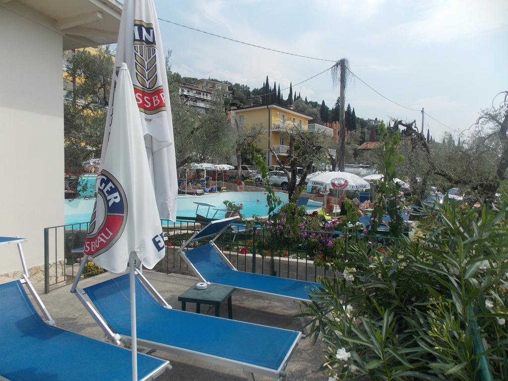 Hotel Internazionale Torri Del Benaco Extérieur photo