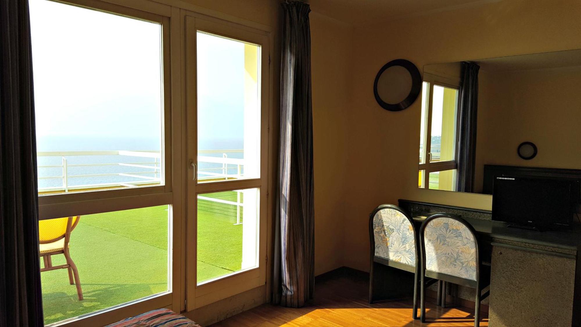 Hotel Internazionale Torri Del Benaco Extérieur photo