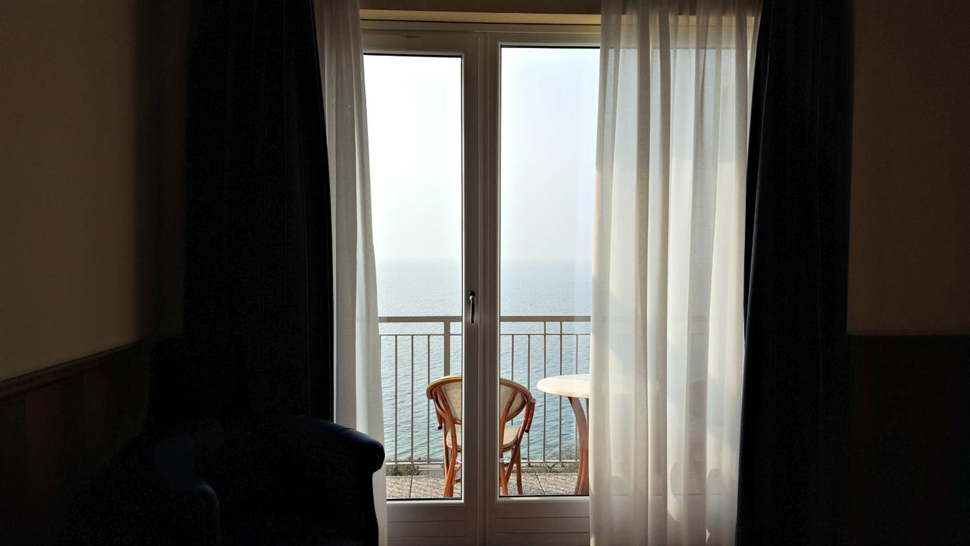 Hotel Internazionale Torri Del Benaco Extérieur photo