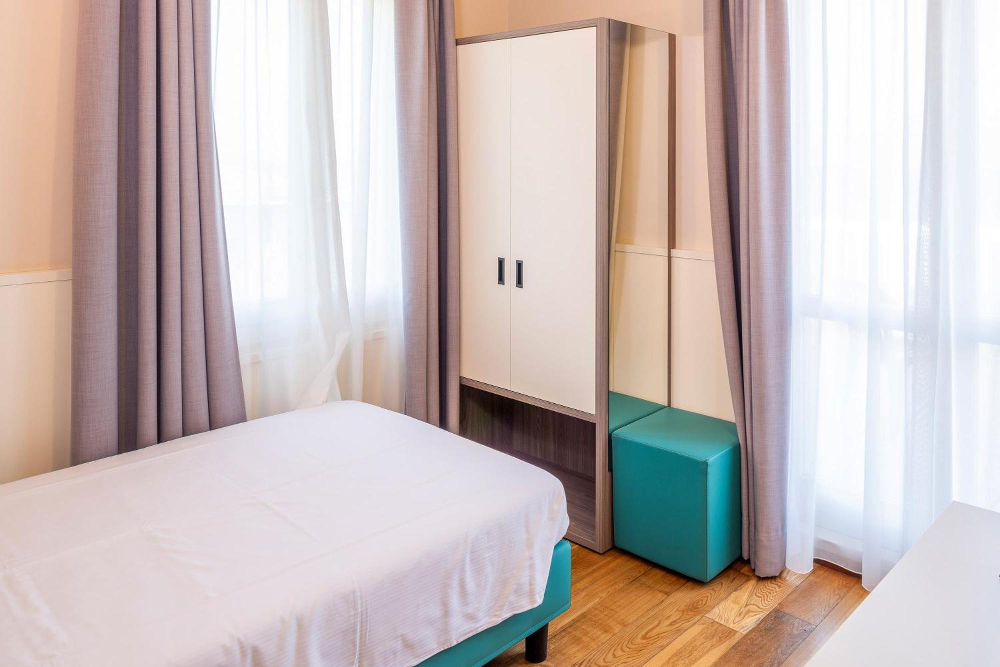 Hotel Internazionale Torri Del Benaco Extérieur photo